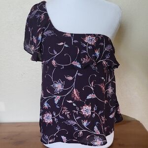 ASTR Floral One-Shoulder Top